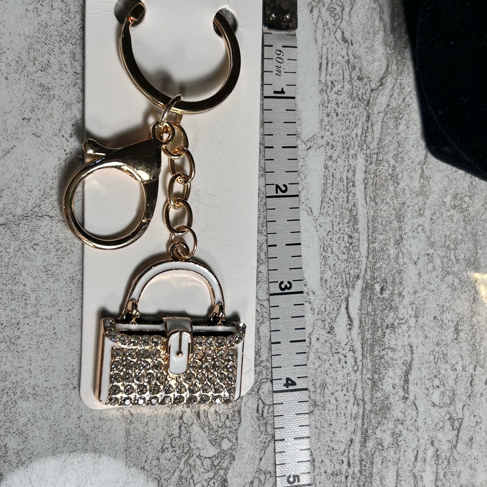 New White Purse Keychain - Picture 3 of 3